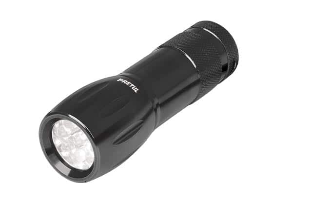 Linterna de 9 Led (baterias AAA, NO INCLUIDAS)  LED LIGHT - Ferretería y Distribuidora el 