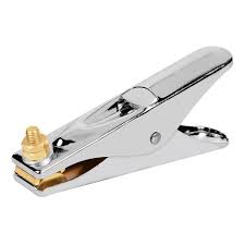 Pinza para tierra 500AMP VIKINGO - Ferretería y Distribuidora el 