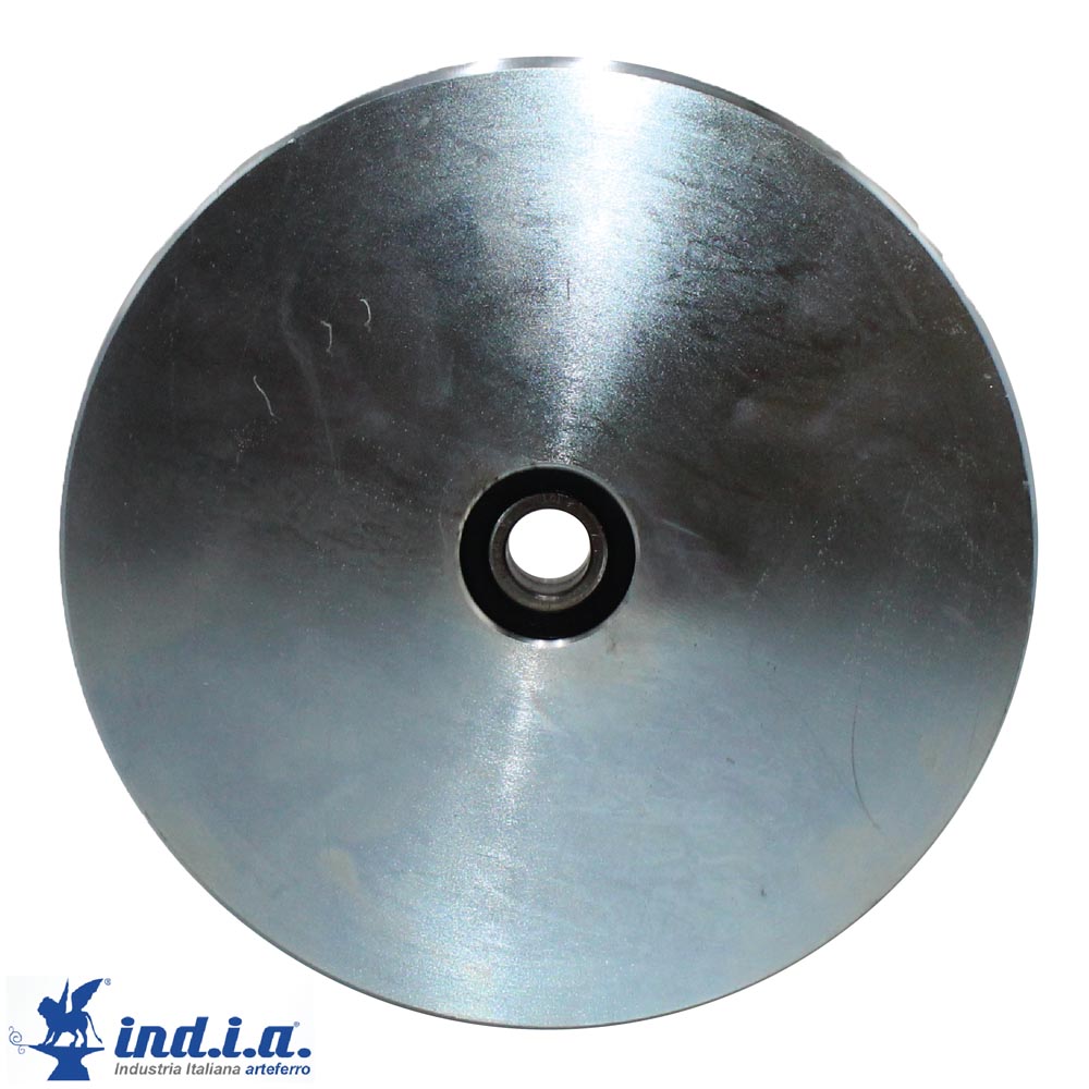 Rodo de metal para porton  en v de gruesor 3/4 X 2  - Ferretería y Distribuidora el 