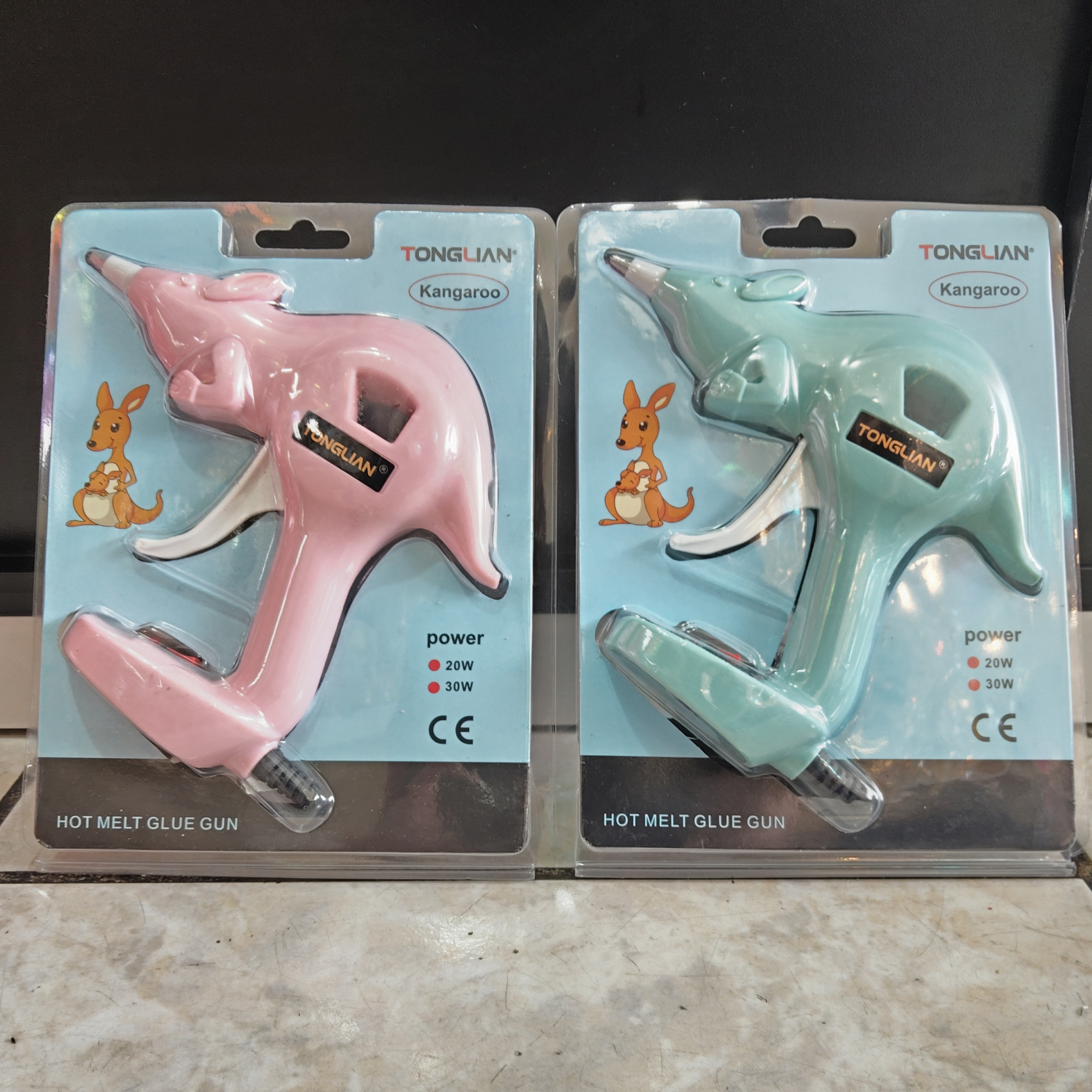 Pistola de silicon con apagador CANGURO  - Manualidades Mary