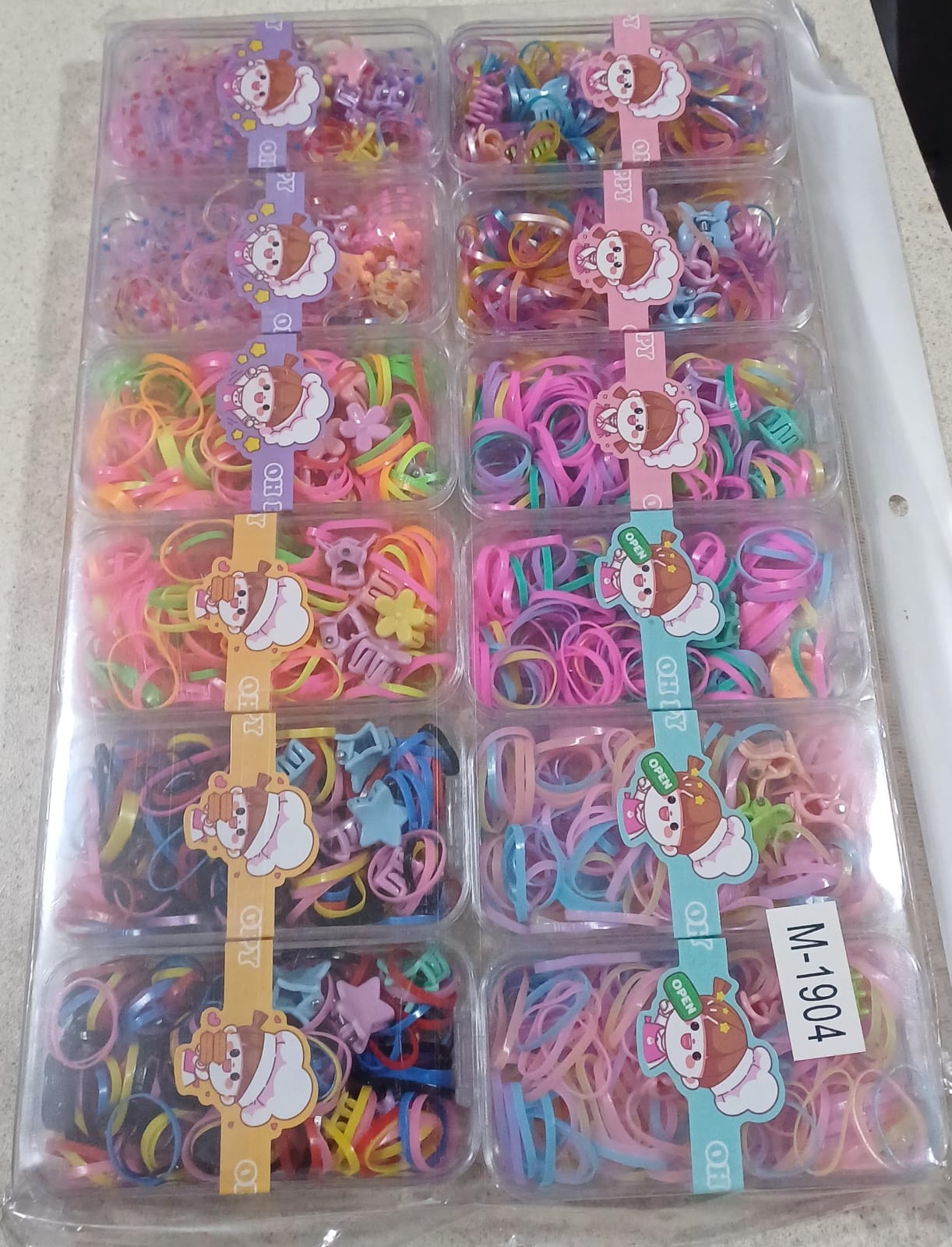 HULITOS CON GANCHITOS EN FRASCOS SURTIDOS - VARIEDADES EL TRIUNFO