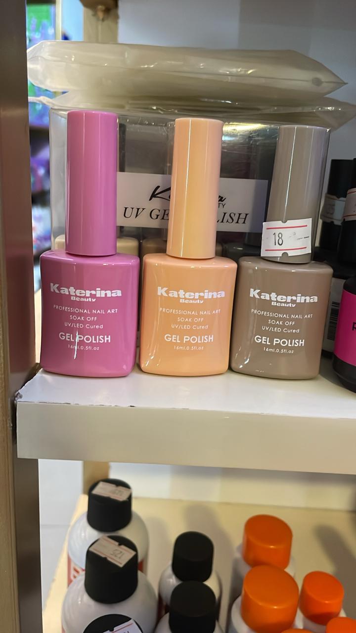 gelish katerina  - La Tienda del Barbero