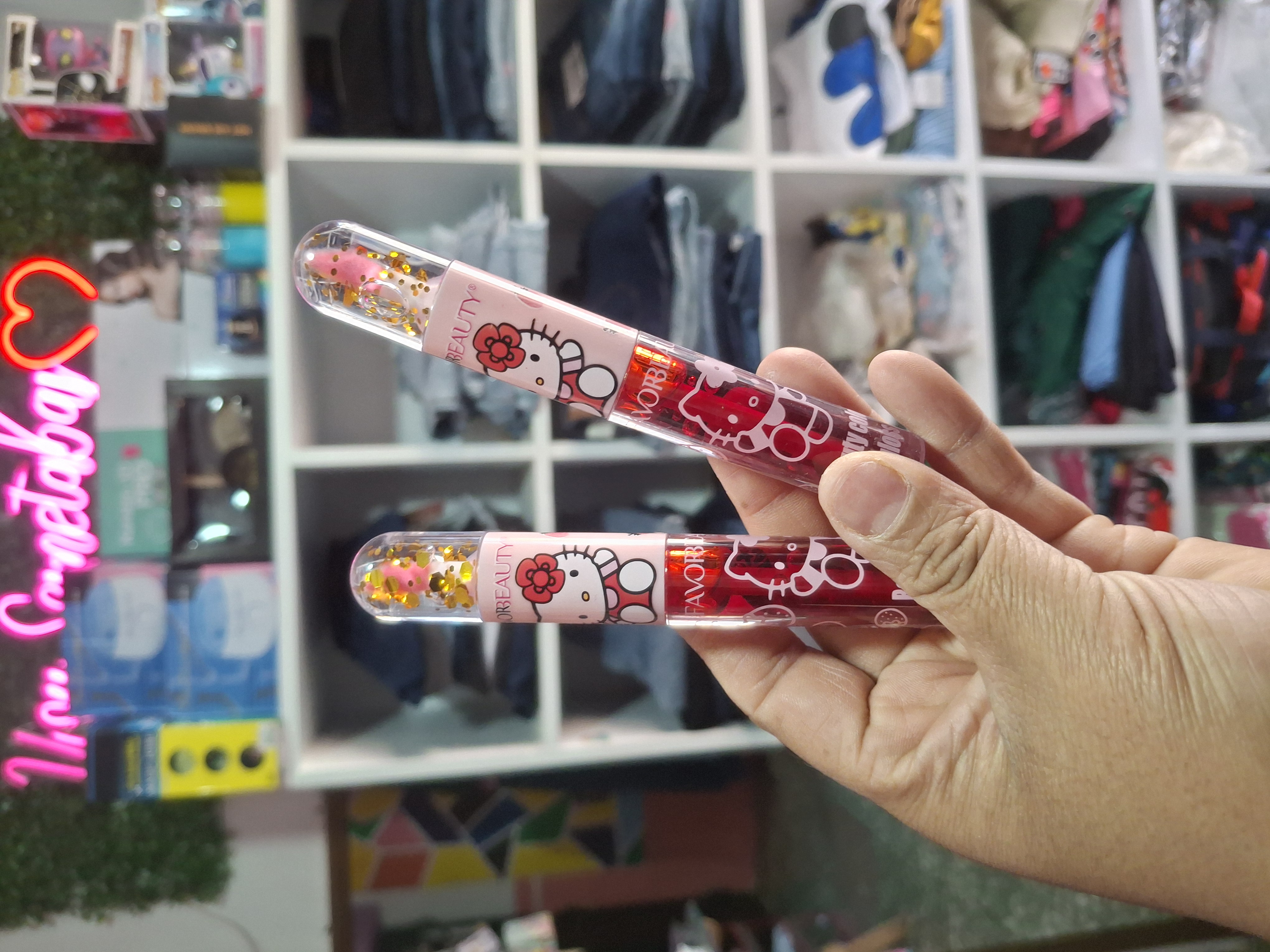 Tintas y gloss kitty  - Semetabaj Visu