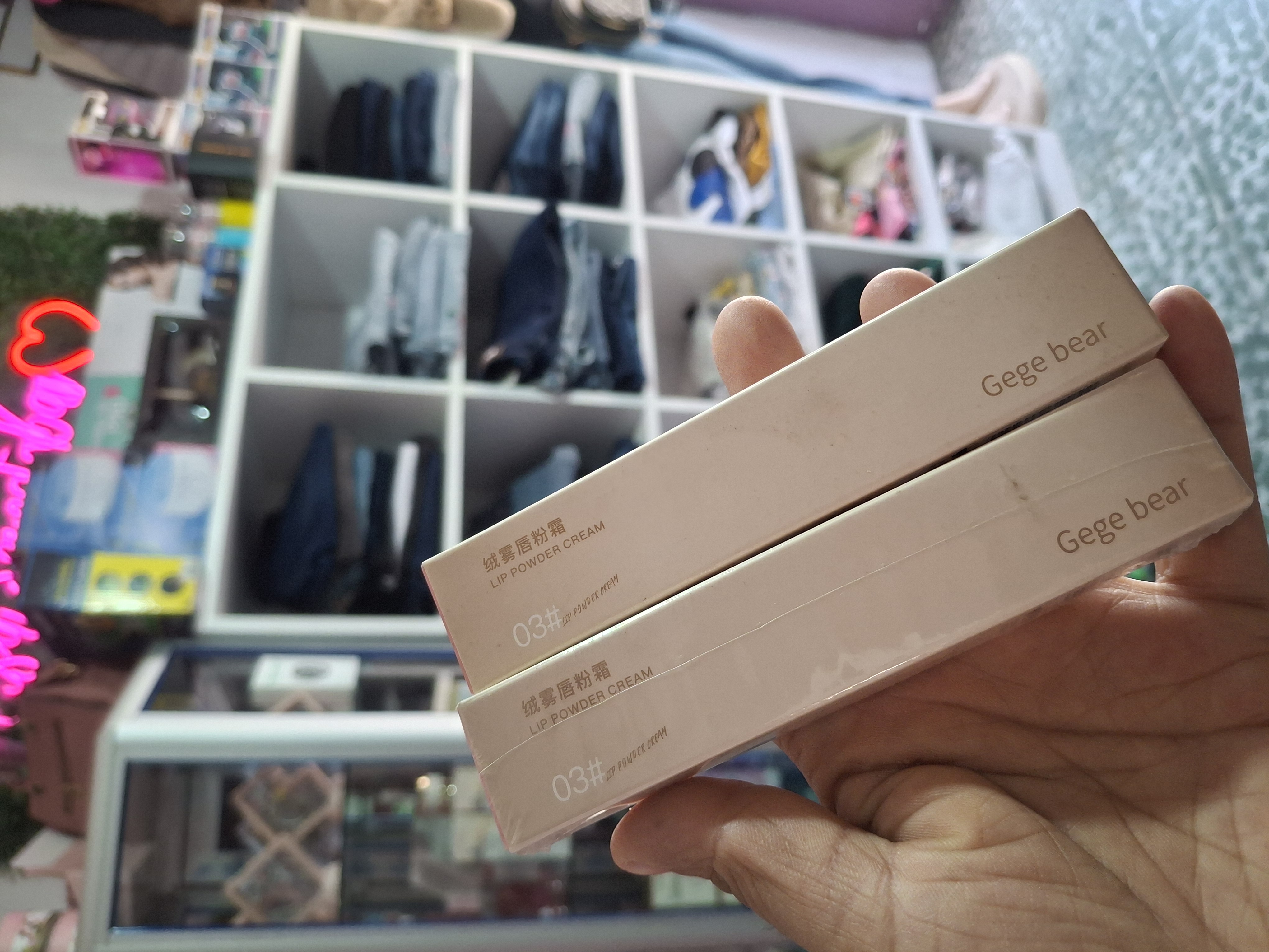 Geger bear gloss - Semetabaj Visu