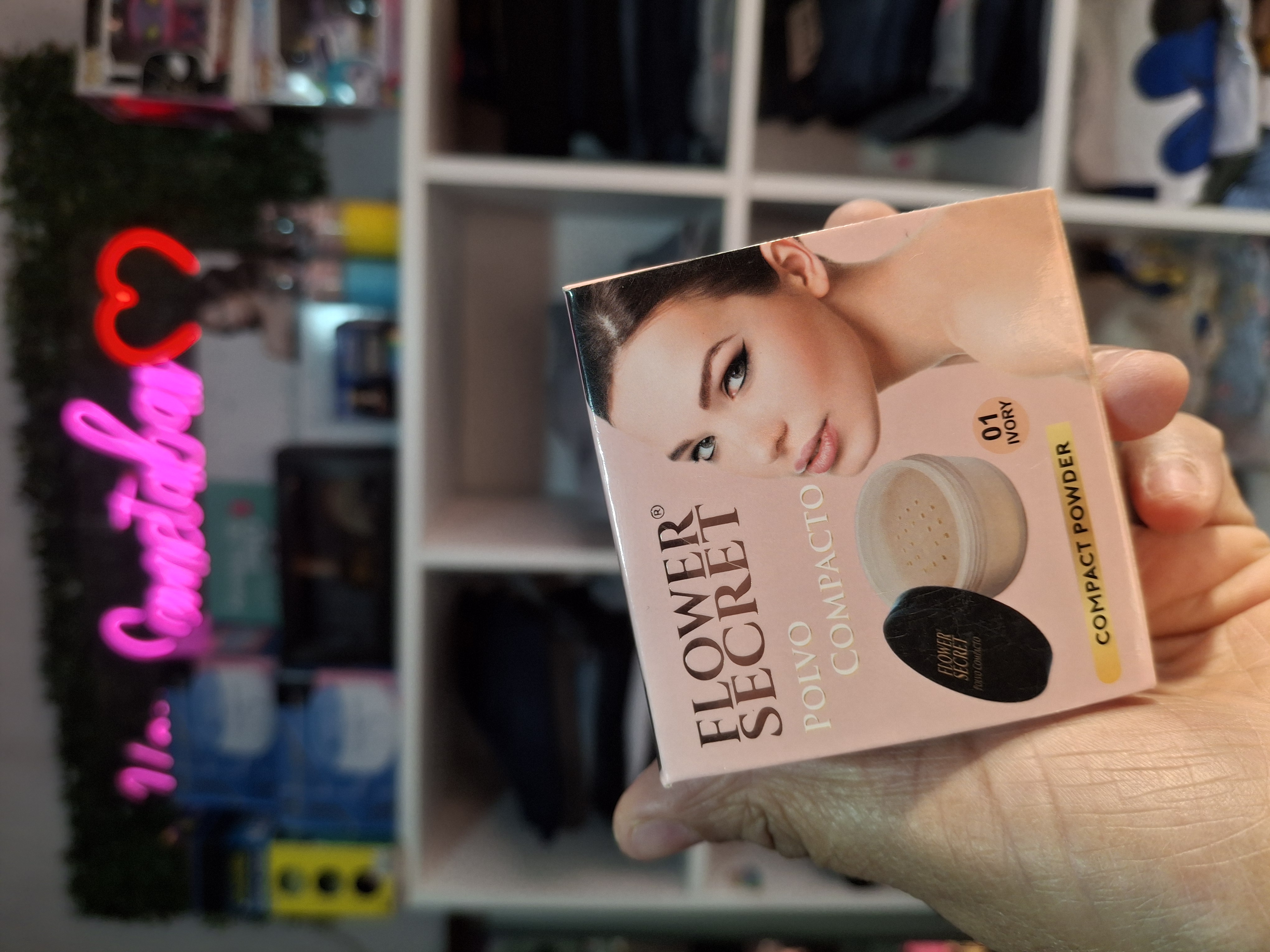 Polvos sueltos con tono flower secret - Semetabaj Visu
