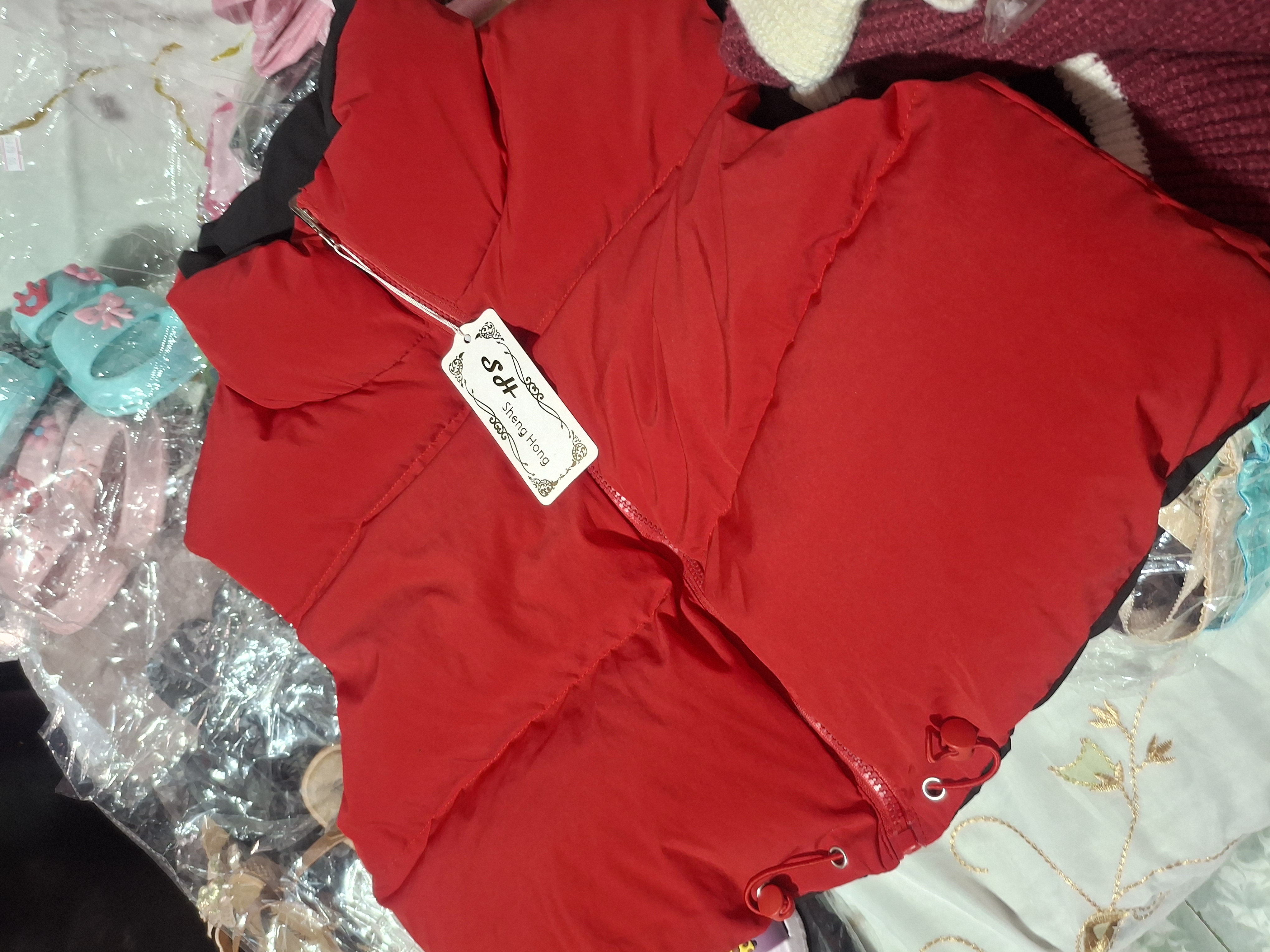Chaleco crop top rojo  - Semetabaj Visu