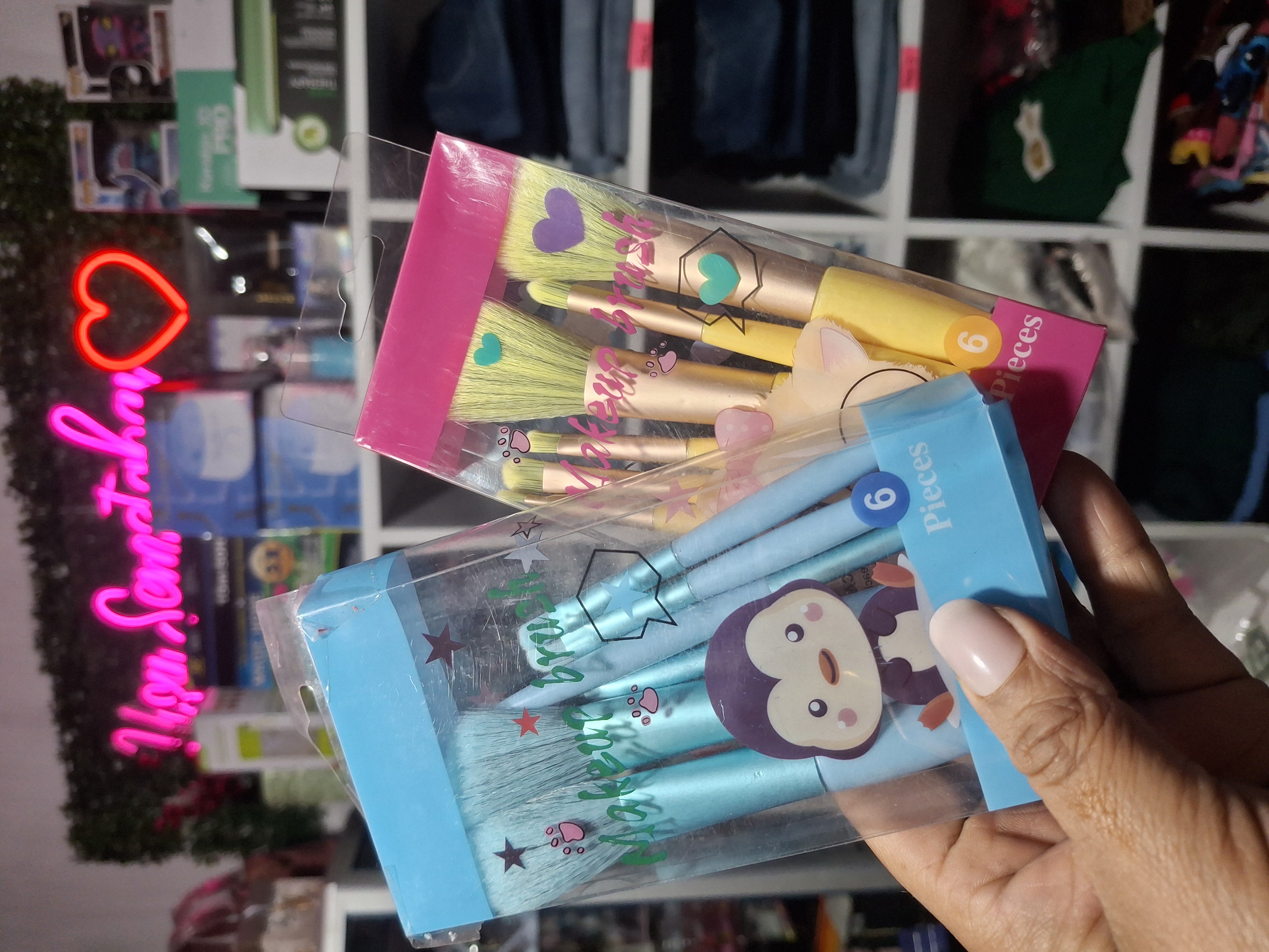 Brochas mini makeup brush  - Semetabaj Visu