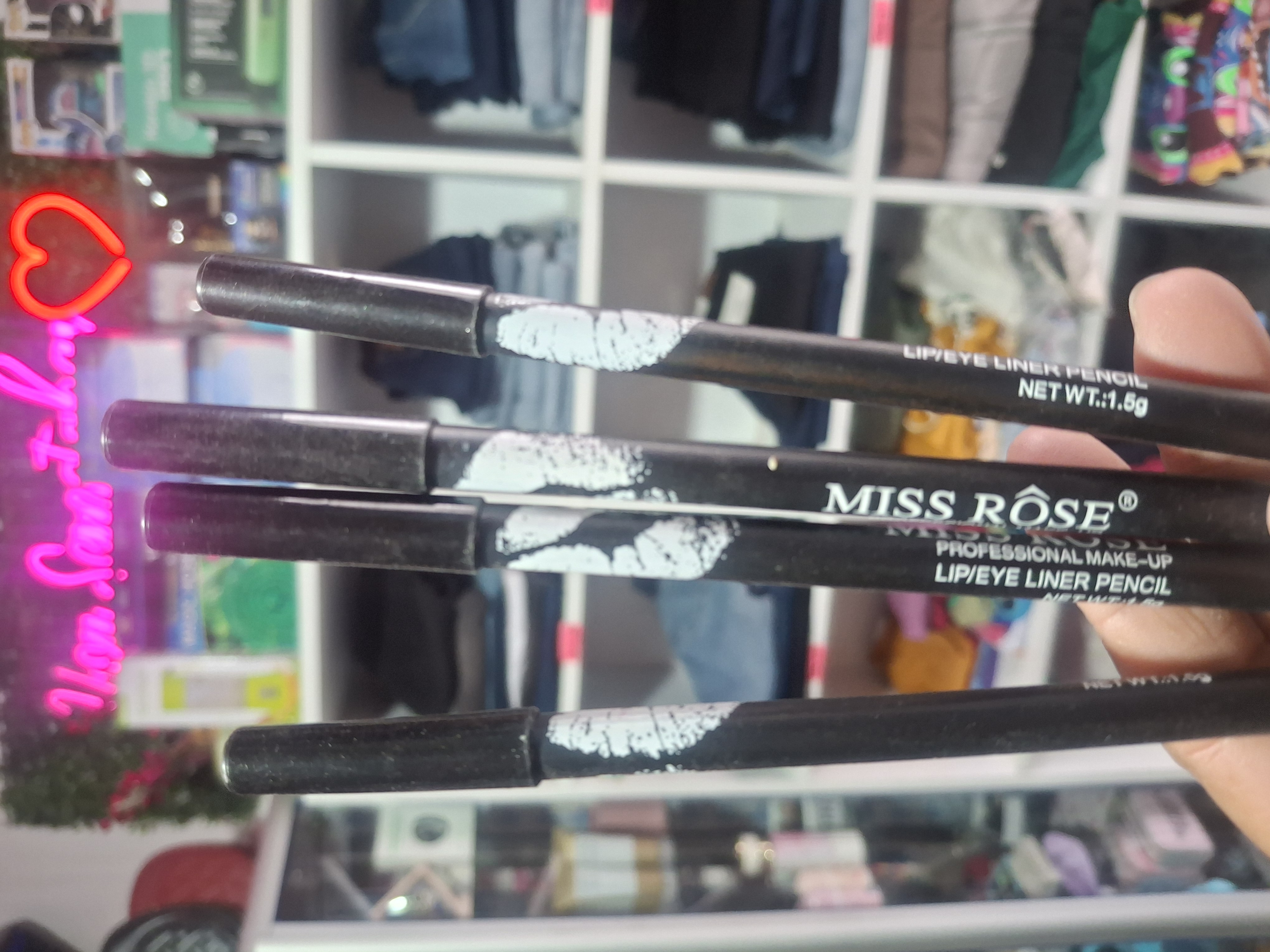 Delineador en lápiz miss rouse de colores - Semetabaj Visu
