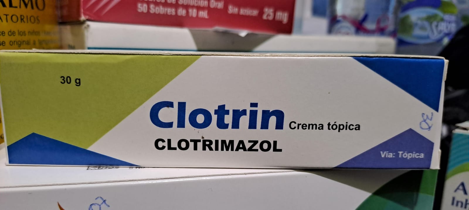 CLOTRIN (clotrimazol) *crema topica - FARMACIA NUEVO MILENIO