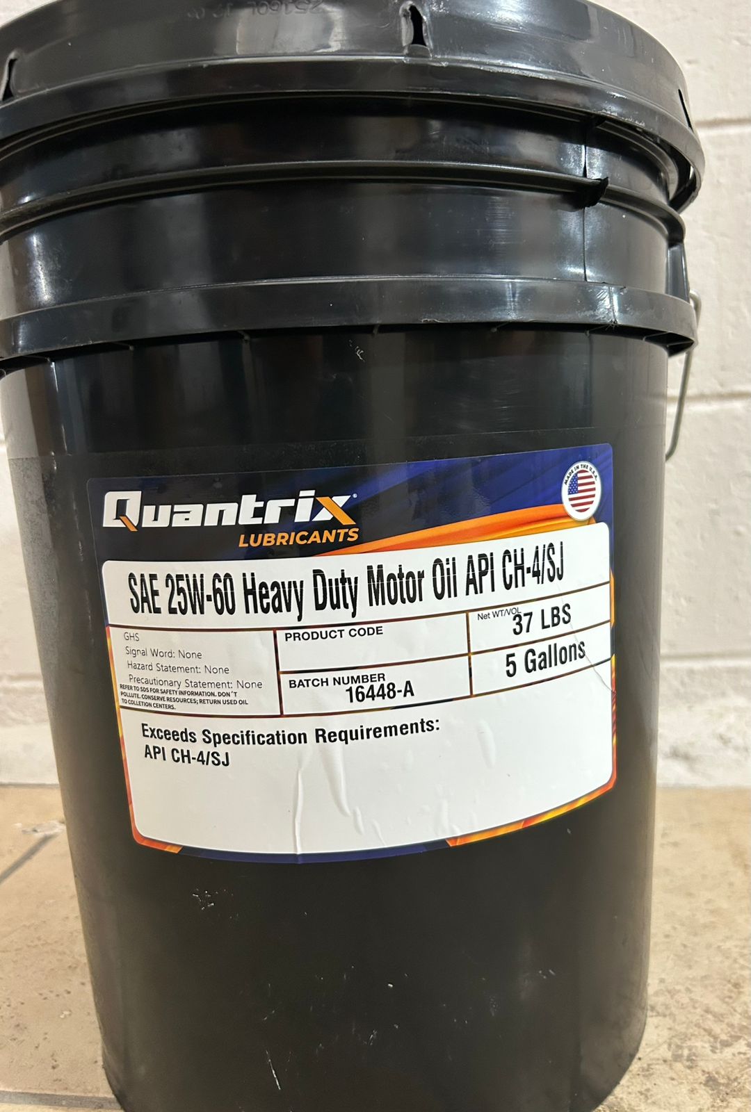 CUBETA QUANTRIX 25W60 - Global Projection Group S.A.