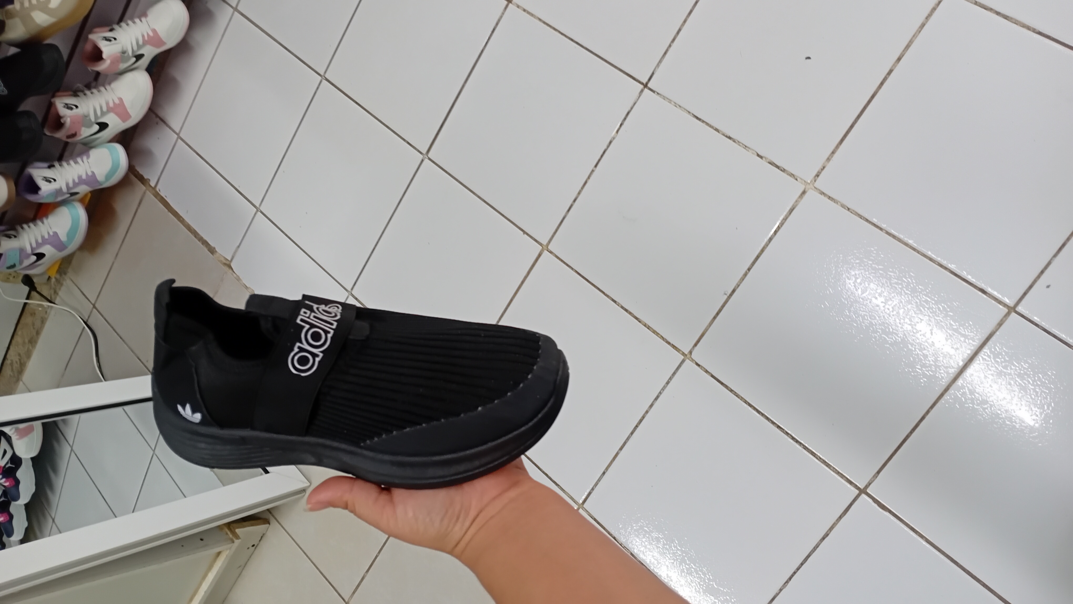 TENIS ADIDAS NEGRO - MISS BELLA ZAPATERIA