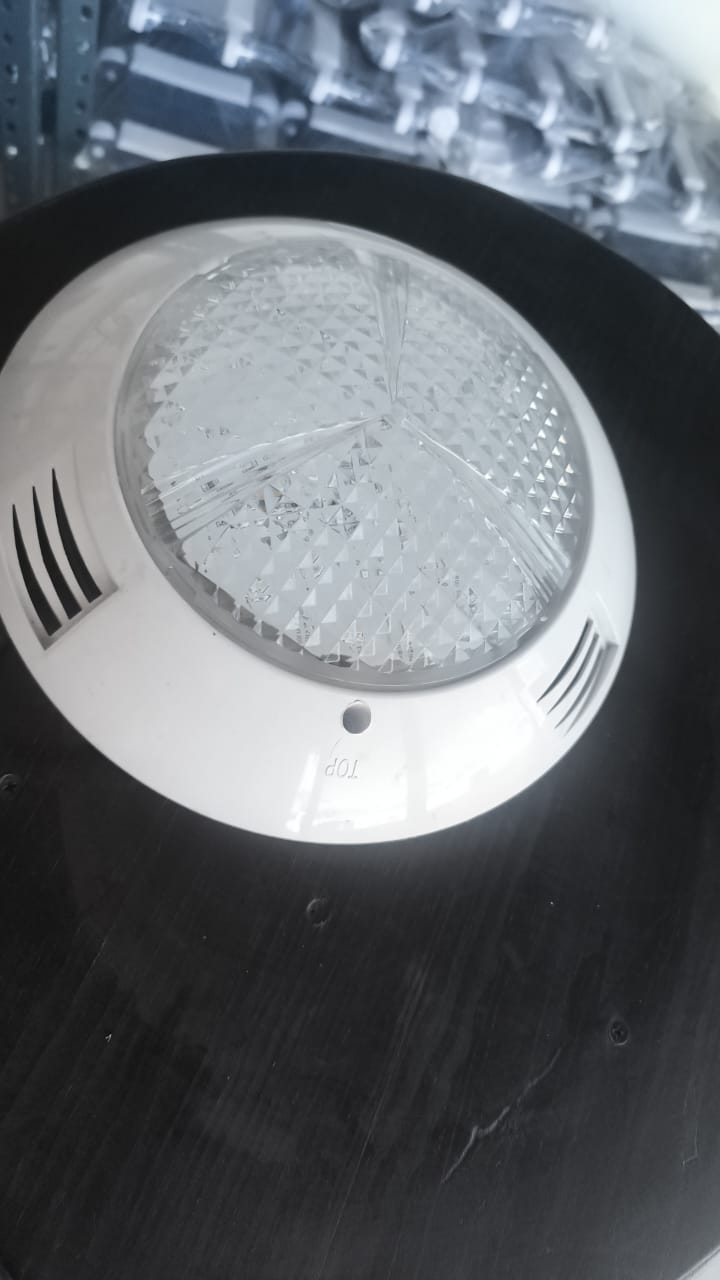 Lampara para Piscina RGB 18 Watts LGT-SDC-260 - HIDROPISCINAS THE BOSS LA ESPERANZA, QUETZALTENANGO