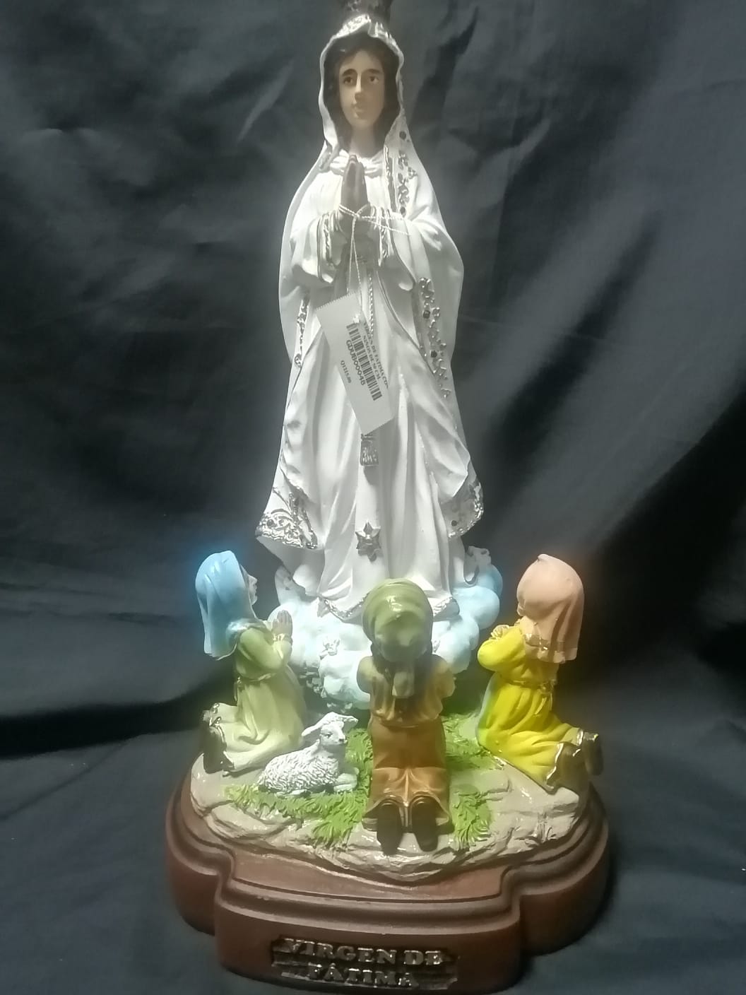 VIRGEN DE FATIMA CON NIÑOS DE 45 CM. - Recuerdos Mary