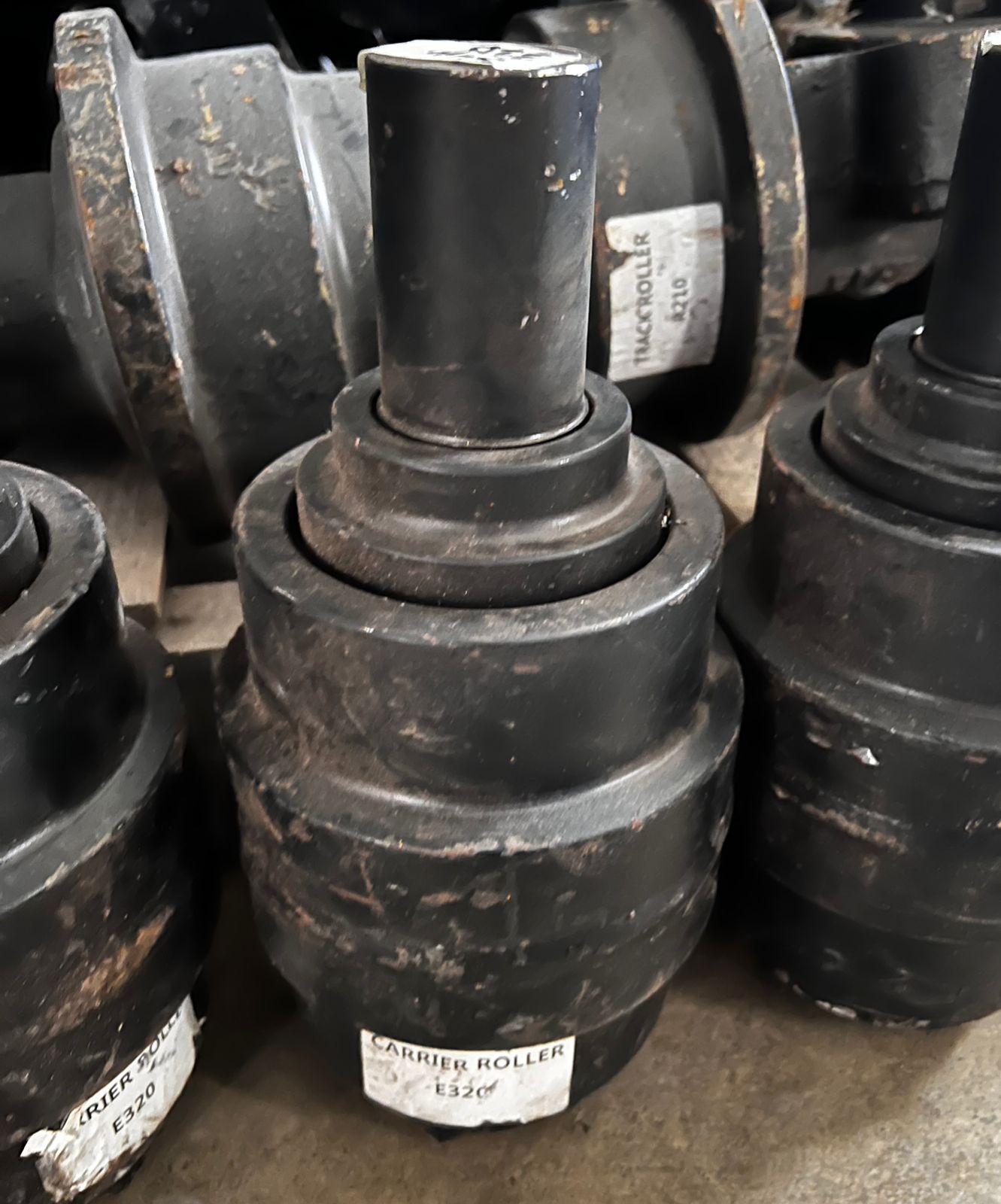 RODO SUPERIOR CATERPILLAR 320 - Global Projection Group S.A.