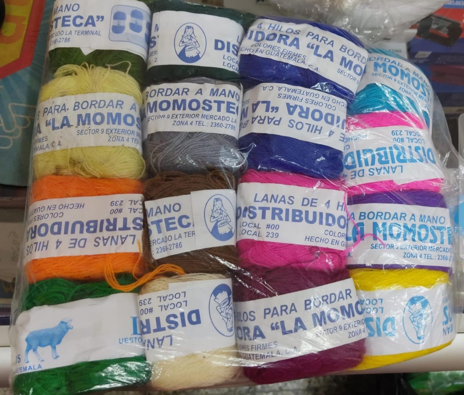 LANA DE 4 HILOS COLORES SURTIDOS - Distribuidora Escolar Los Riscos